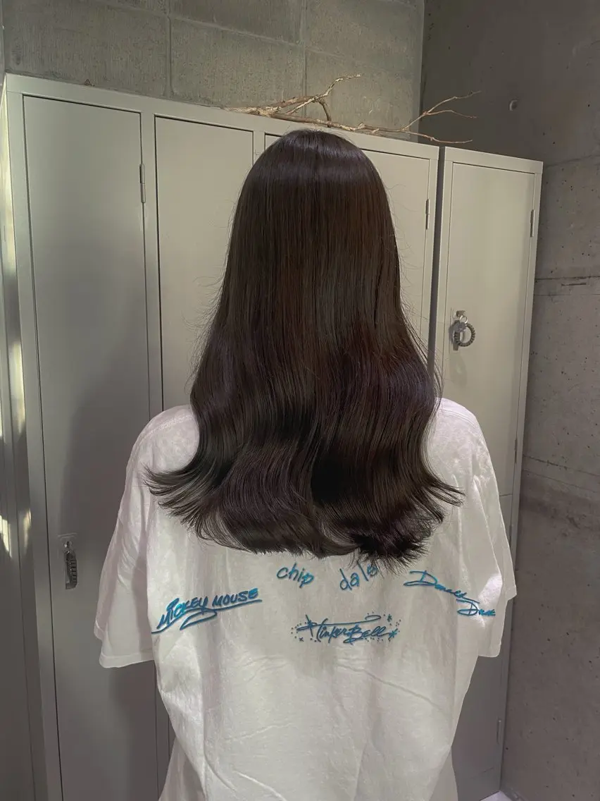 ロング カラー グレージュ 艶髪🌿🫧 yukakoのヘアスタイル