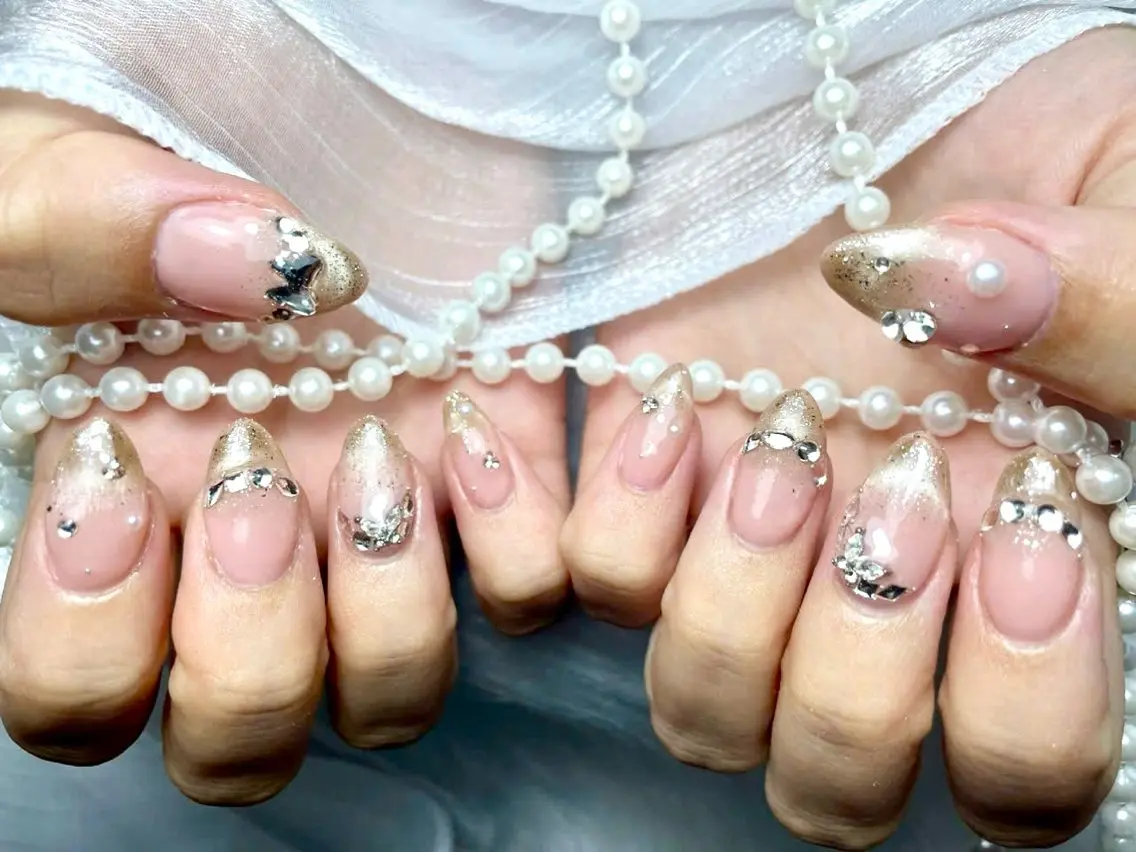 ネイル キラキラネイル ストーンネイル Michan Nailのネイルデザイン