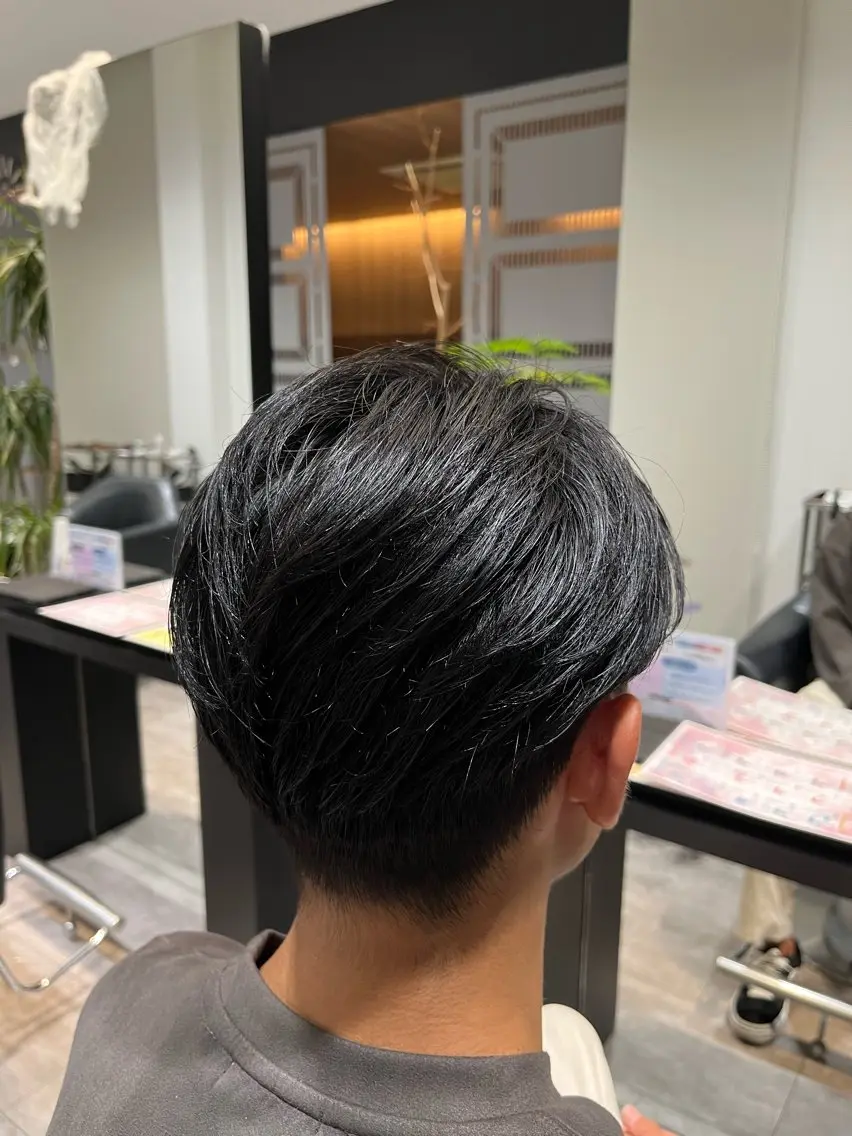 ショート 亀井 慎太郎のヘアスタイル