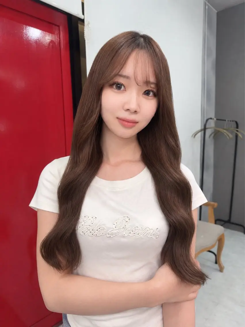 ロング カット 佐藤 玲杏のヘアスタイル