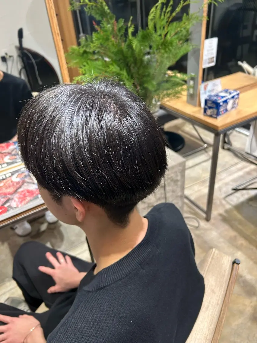 メンズ 透明感カラー/顔周り レイヤー🌻まほろのヘアスタイル