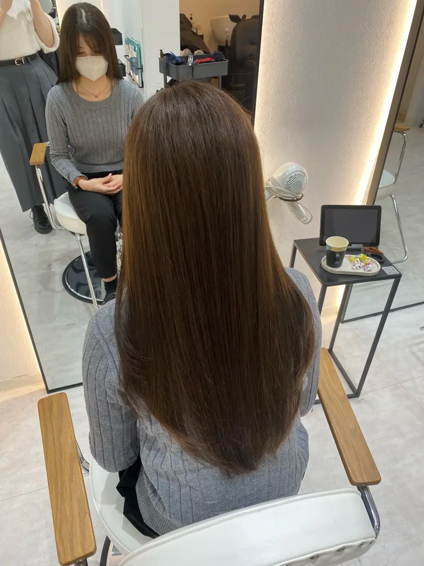 ロング カラー レイヤーカット 艶髪・透明感カラー・ 韓国ヘア・Yuriのヘアスタイル