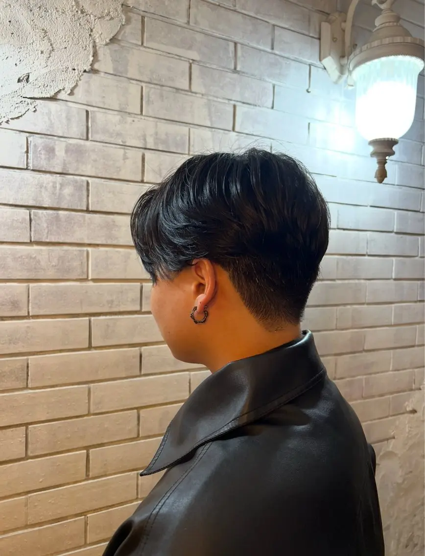 メンズ ニュアンスパーマ🌀 毛流れ🩶イザベラのヘアスタイル