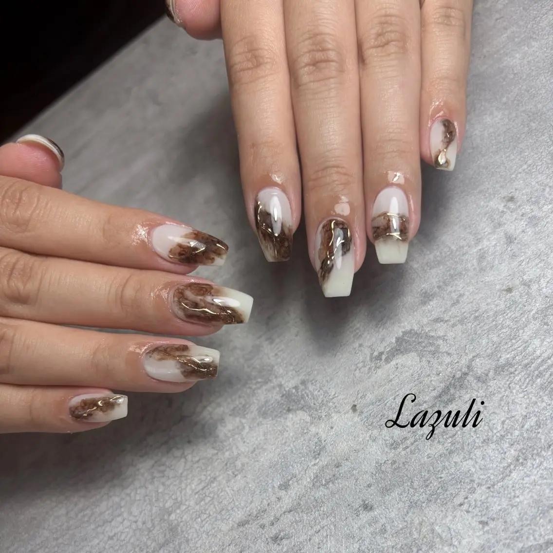 ミディアム ハンドネイル Lazuli 💎のネイルデザイン