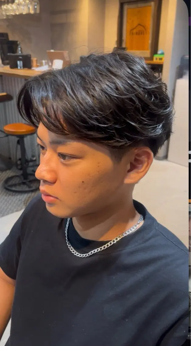 フェザーパーマor毛流れニュアンス8800円→5000円(43%オフ)の写真