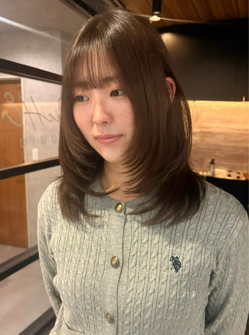 ミディアム カット ヘアカラー トリートメント レイヤーカット/髪質 改善/ダブルカラーのヘアスタイル
