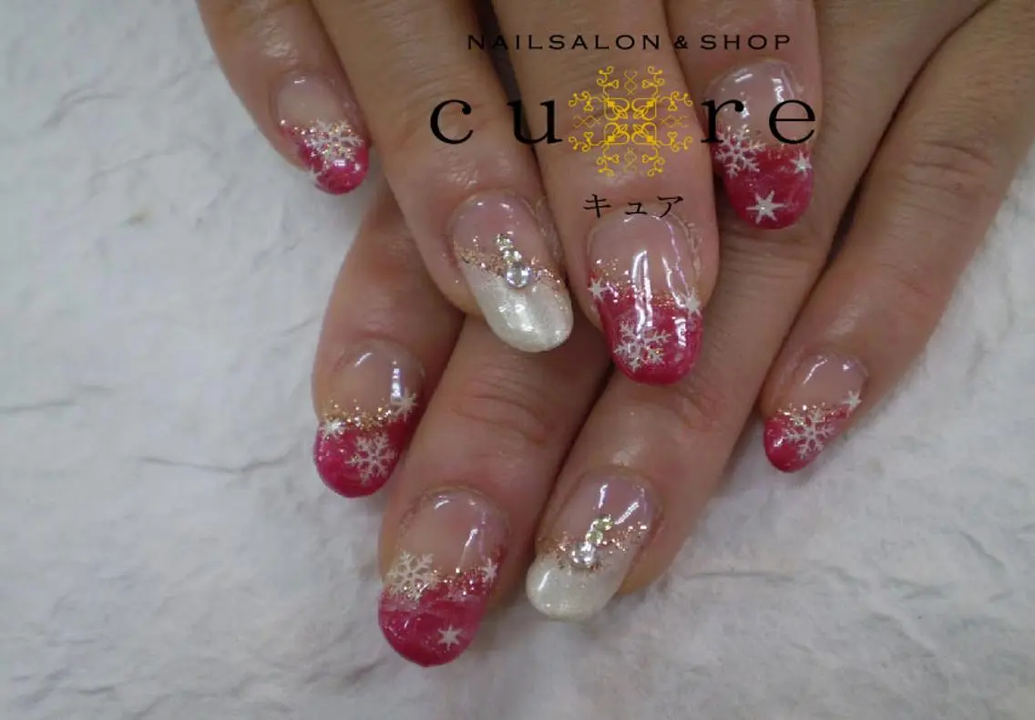 ミディアム ネイル 冬ネイル ネイルサロン Cureのネイルデザイン