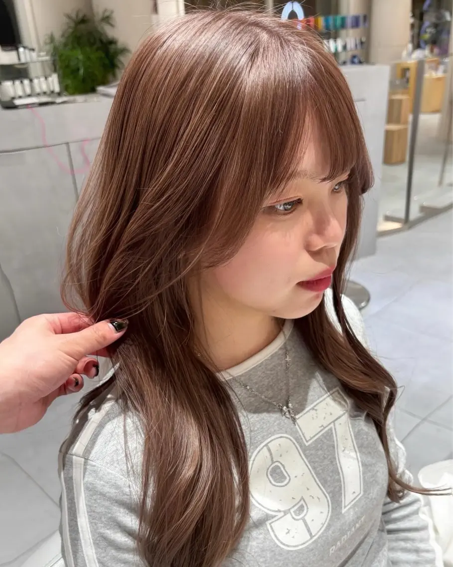 ロング カット ヘアカラー トリートメント 🫧暖色愛され透明感 🍒カラー千優のヘアスタイル