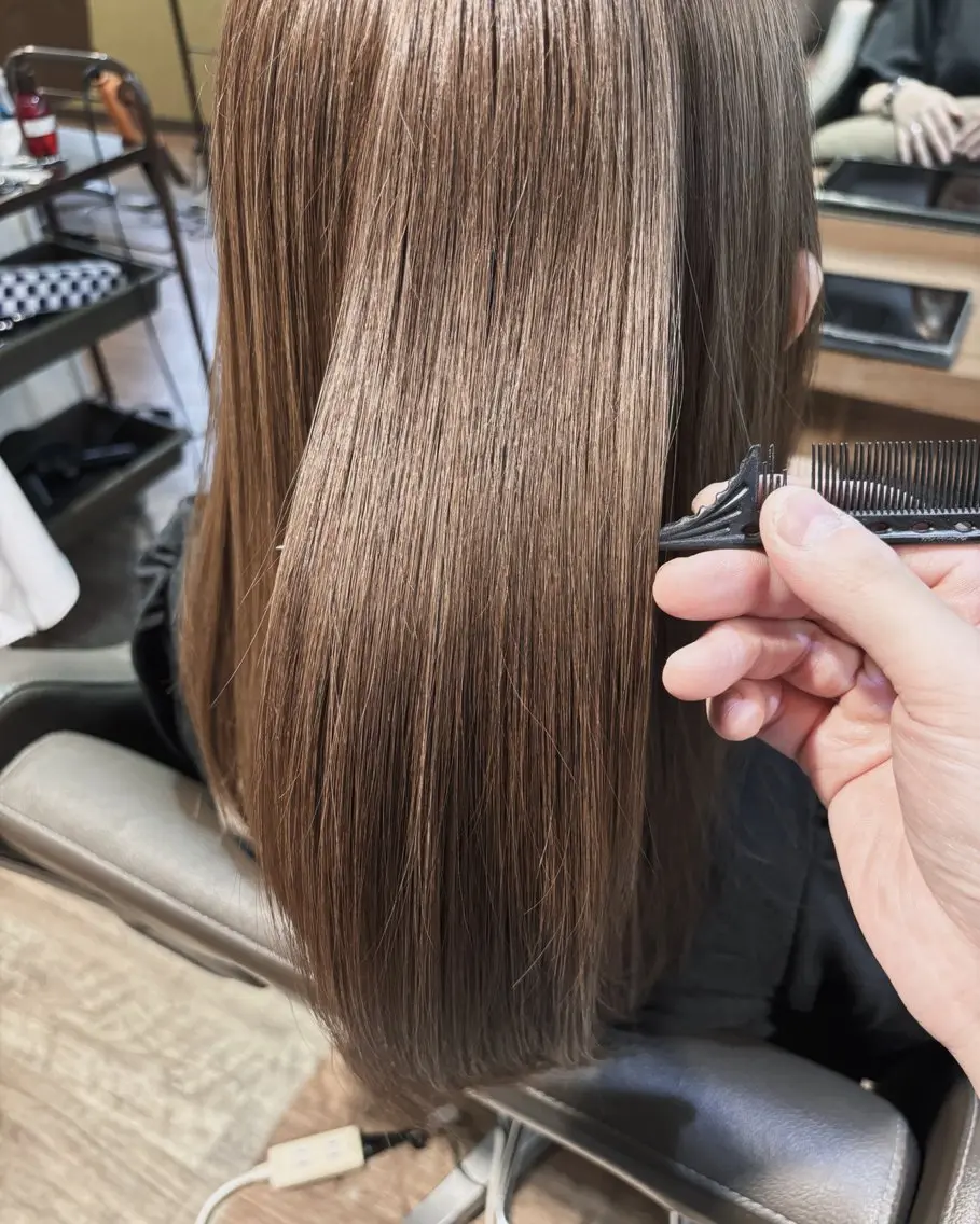 セミロング カラー Dilla 戸田公園のヘアスタイル