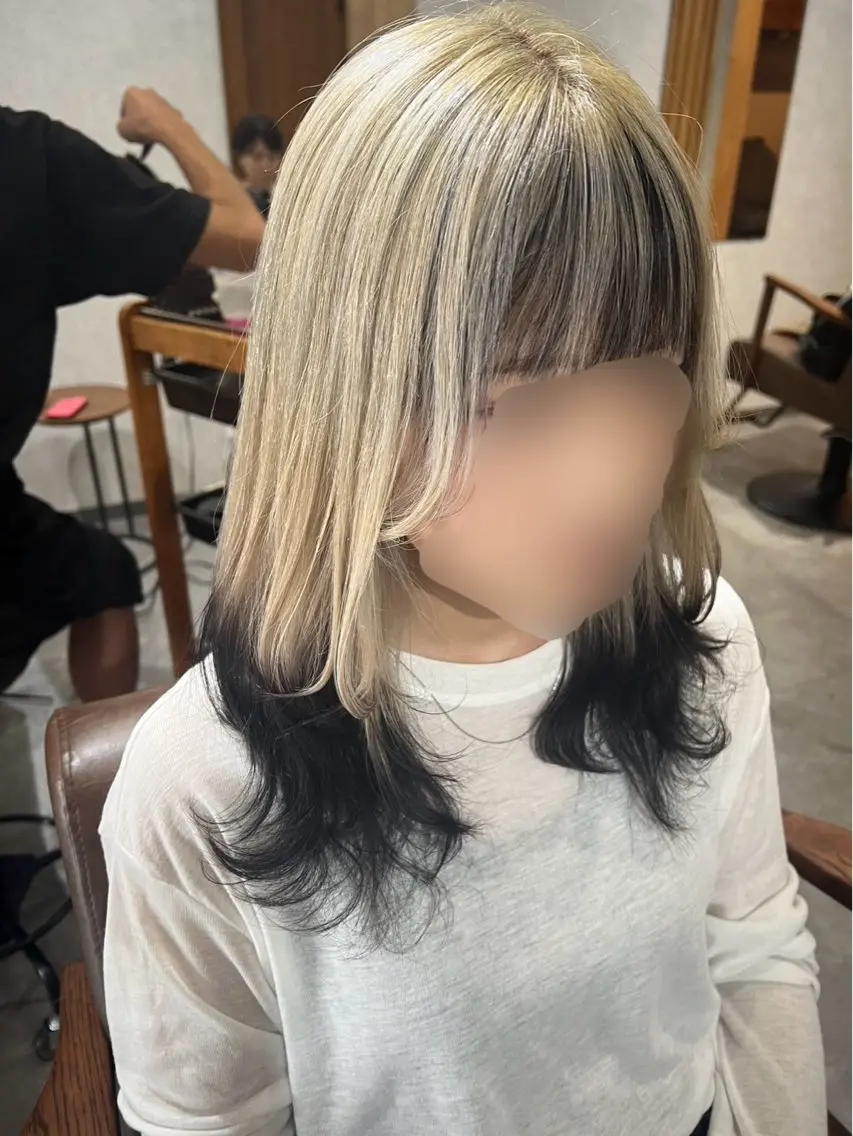 カラー 黒髪 ハイトーンカラー Bish Yanaのヘアスタイル