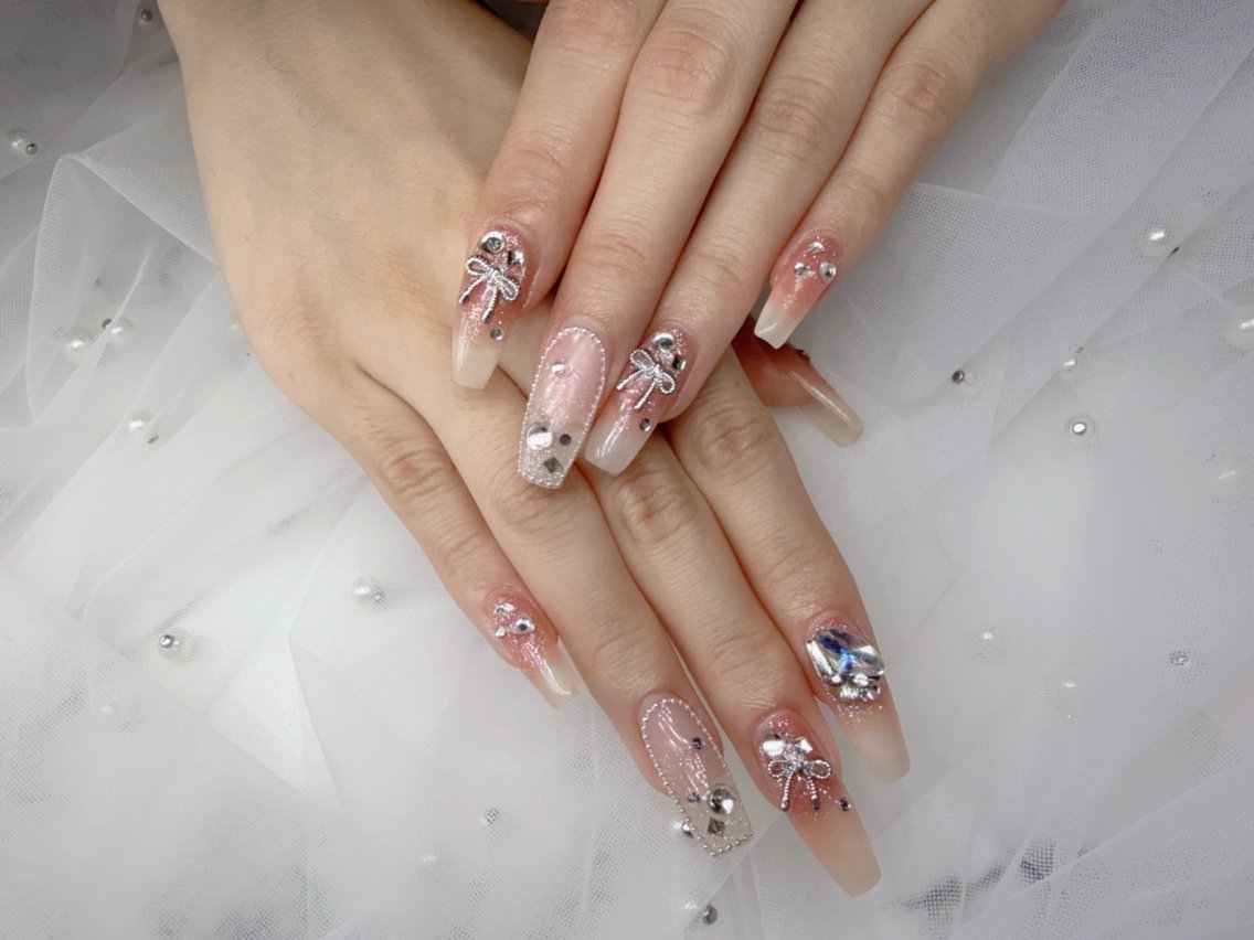 ネイル ハンドネイル Anna Nailのネイルデザイン