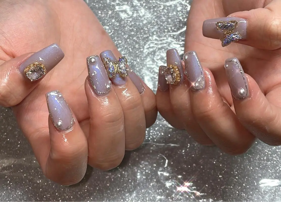 ネイル ハンドネイル VIERU 🌈🎀💖のネイルデザイン