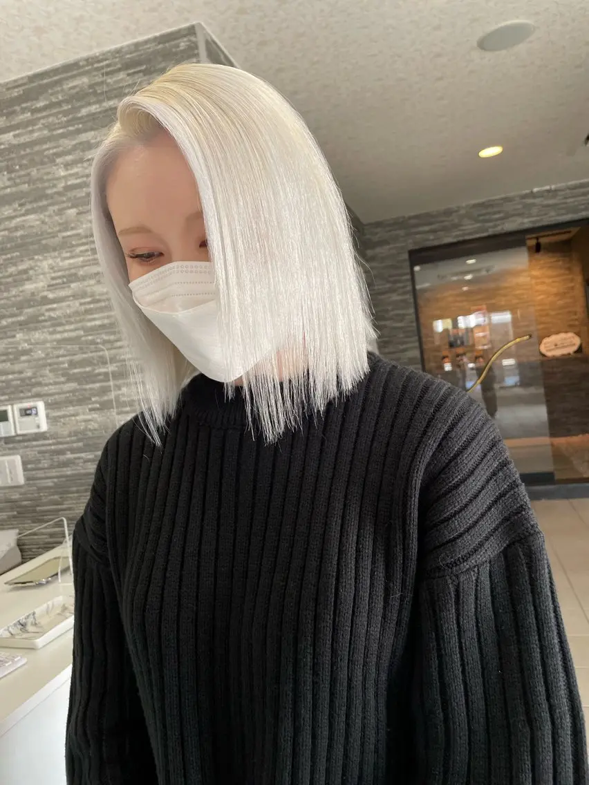 ショート カラー ヘアカラー 守屋 颯太のヘアスタイル