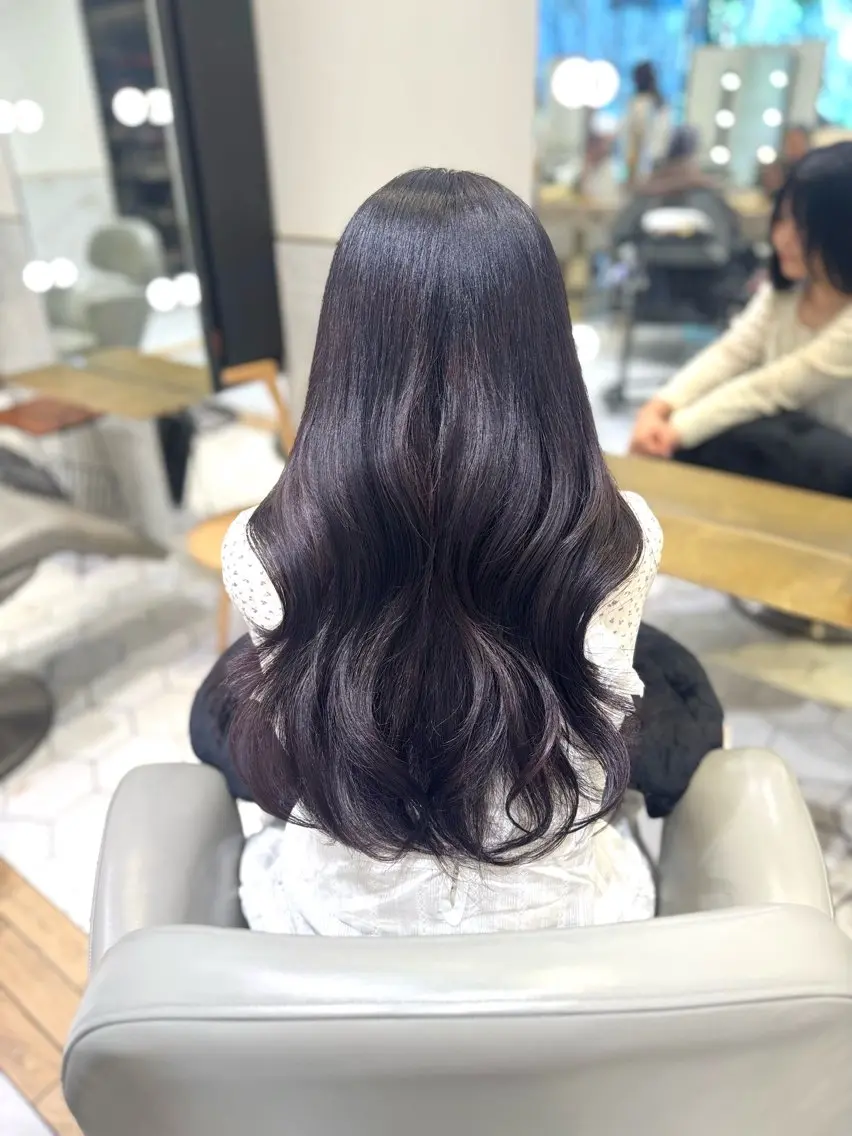 ロング カラー ラベンダーカラー costes 今井芽依のヘアスタイル