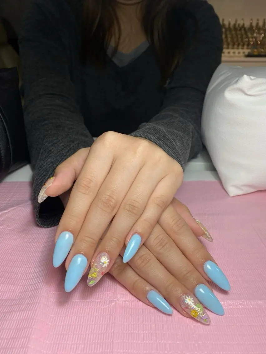 ネイル オーロラネイル チークネイル フットネイル フレンチネイル ジェルネイル Nichi Nailsのネイルデザイン