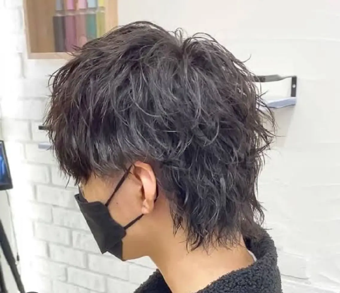 ミディアム ミディアムパーマ ウルフカット 石川 大瑚のヘアスタイル