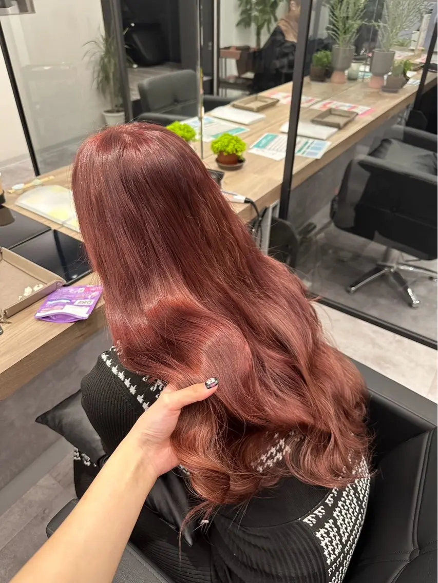 ロング カラー COCO .のヘアスタイル