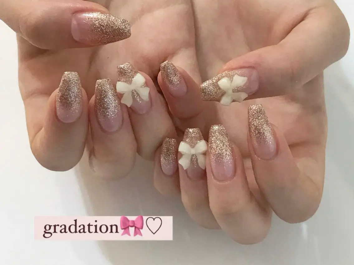 ネイル ハンドネイル ViViA momokaのネイルデザイン