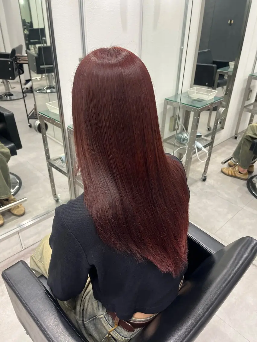 カラー ブリーチ ブリーチなしカラー レッドカラー ヘアカラー やまもと ここのヘアスタイル