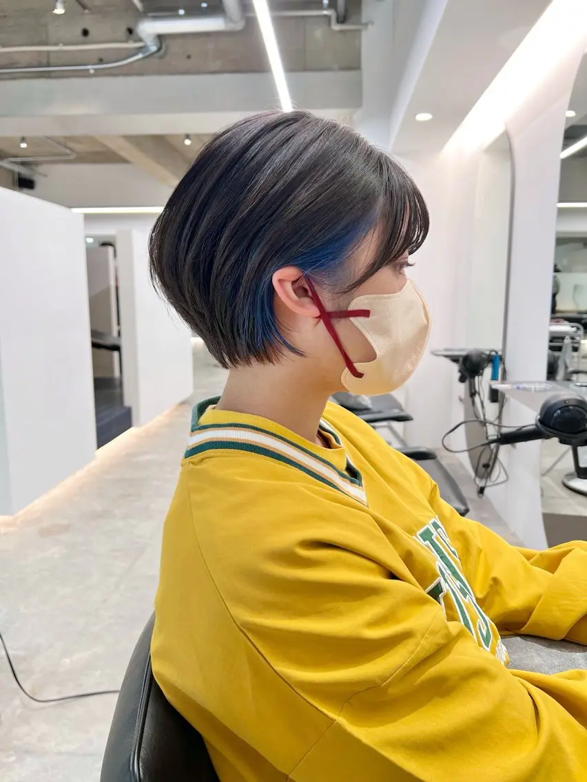 ショート カット ヘアカラー 夏山 秀憲のヘアスタイル