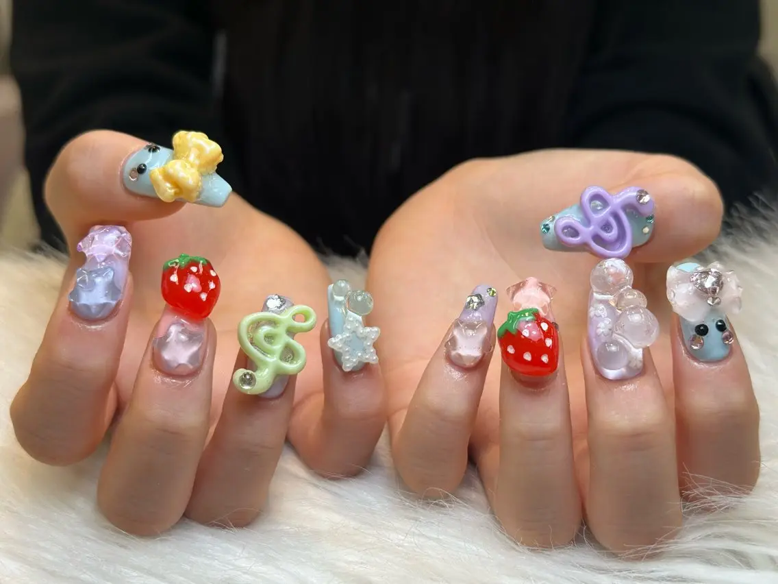 ネイル アートネイル 成人式 ジェルネイル ニュアンスネイル 夏ネイル NIE NAIL Luxeのネイルデザイン