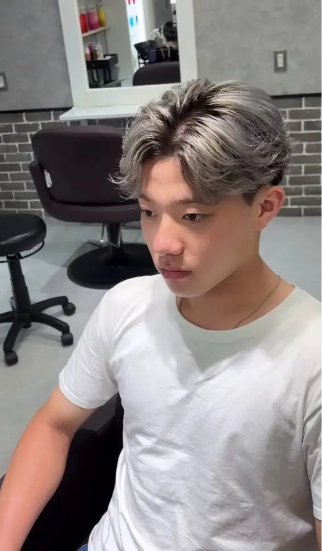 メンズ フェザーパーマ メンズパーマ カット パーマ メンズ特化 髪質改善 圭翔のヘアスタイル