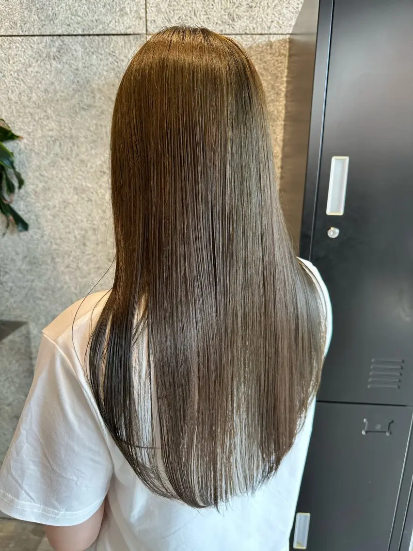 全体ダブルカラー(ブリーチなし)❤️💚🧡の写真