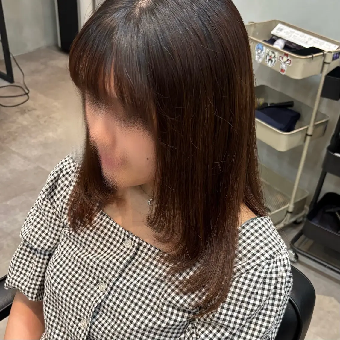 セミロング 顔まわりレイヤー 顔周りカット レイヤーカット 片平 帆香のヘアスタイル