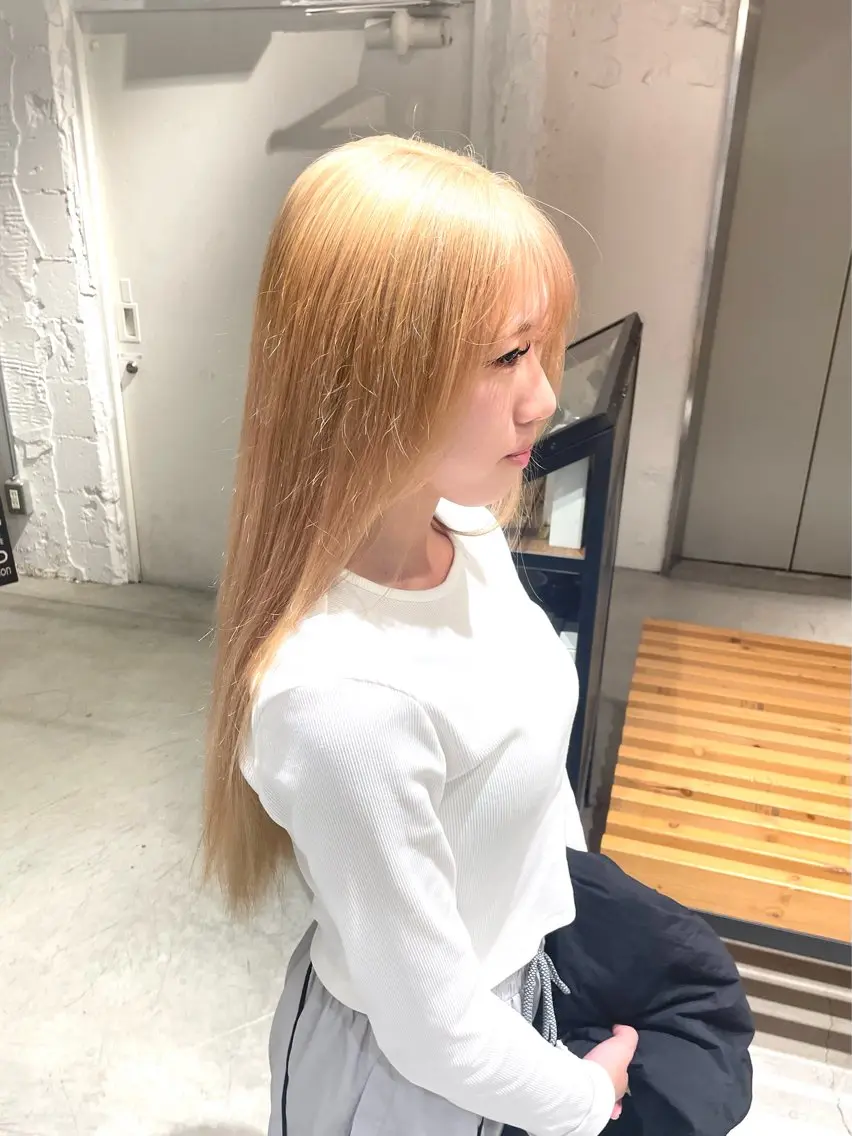 ロング 🇨🇳ハイトーン ワンホン🇰🇷ななのヘアスタイル