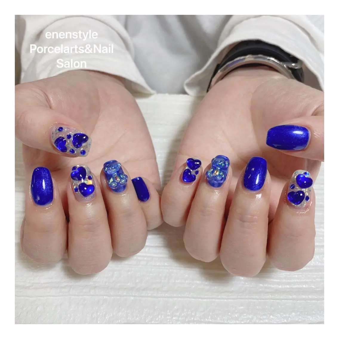 ミディアム ネイル ハンドネイル 🐾enen style 🐾のネイルデザイン