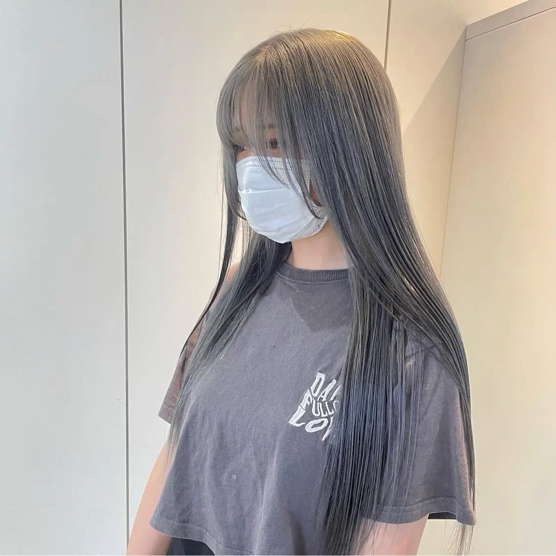 ロング 前田 菜奈子のヘアスタイル