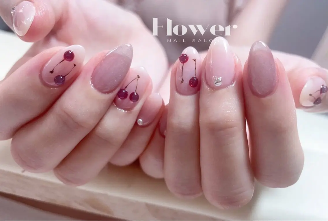 ネイル Flower nailのネイルデザイン