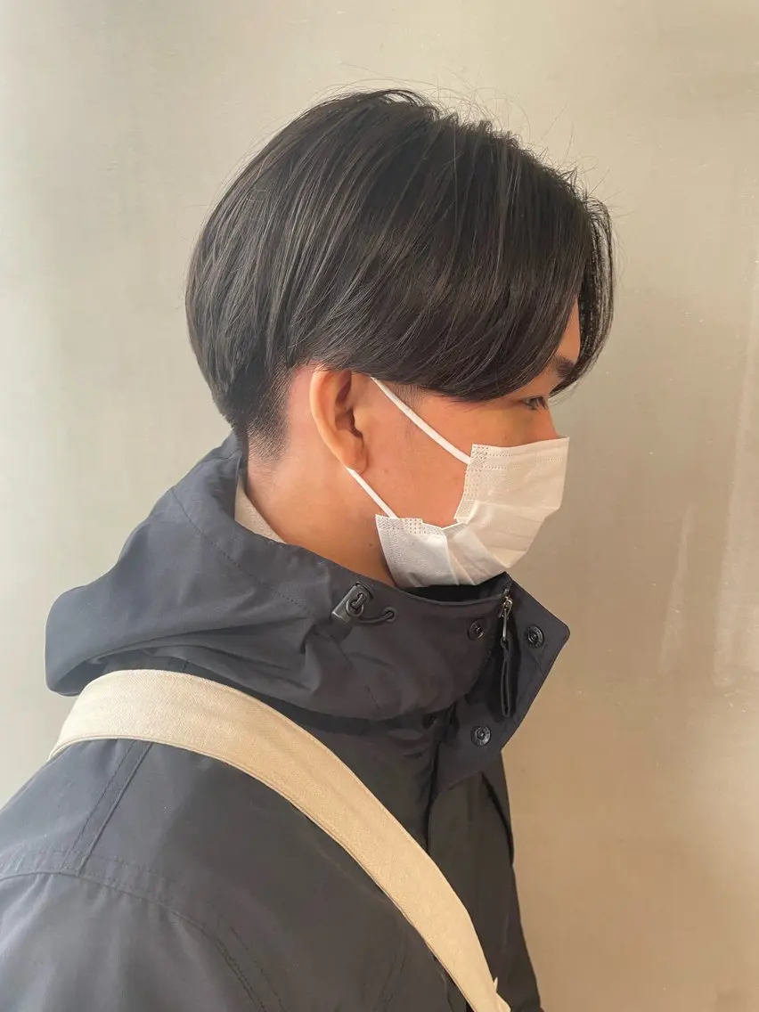 メンズ カット 縮毛矯正 大人男子の メンズパーマのヘアスタイル