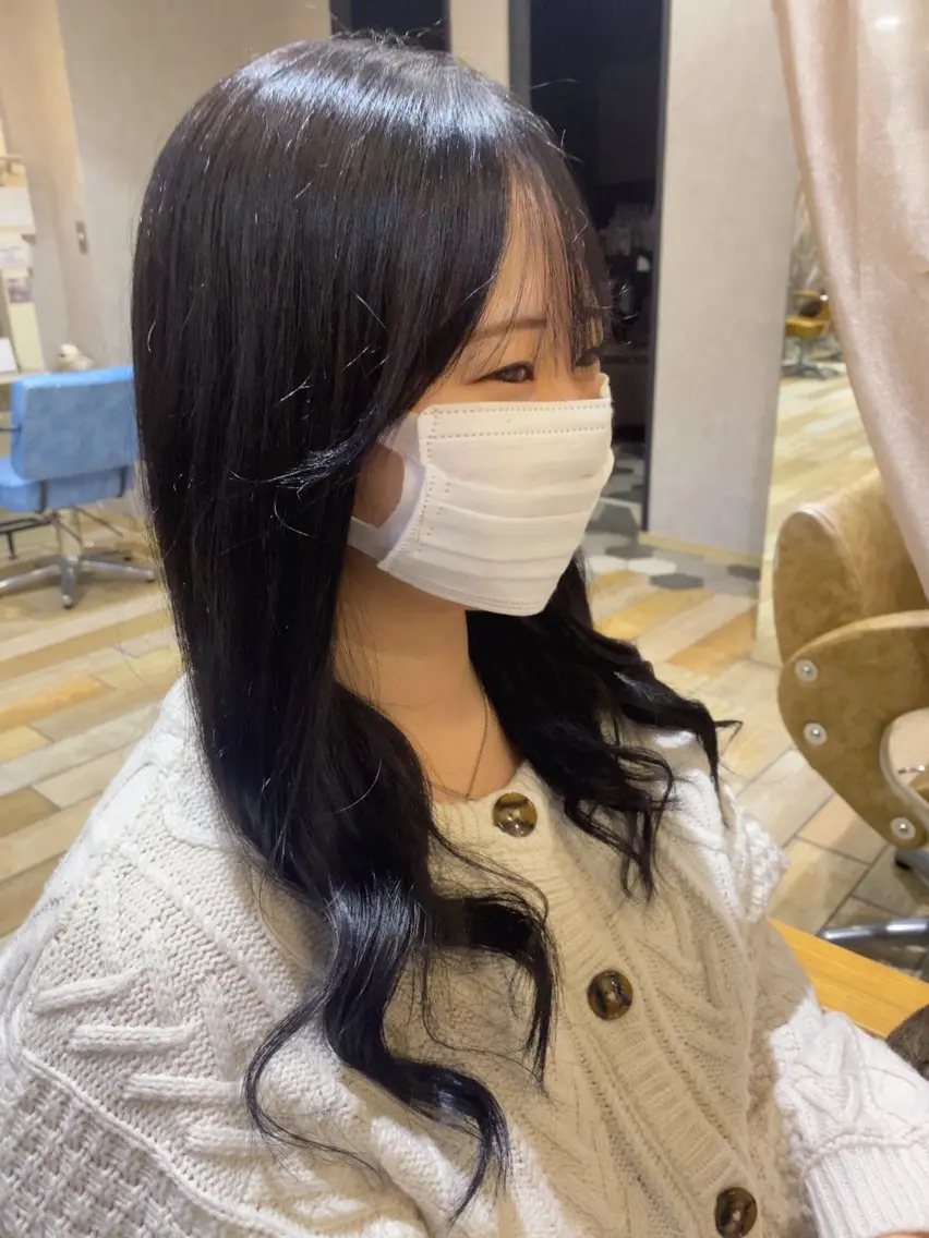 カラー 黒髪 イルミナカラー カット ヘアカラー 🍒レイヤー/ブリー チ艶カラー🌺NOAのヘアスタイル
