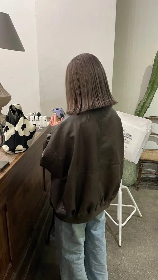 カラー 沼田 彩虹のヘアスタイル