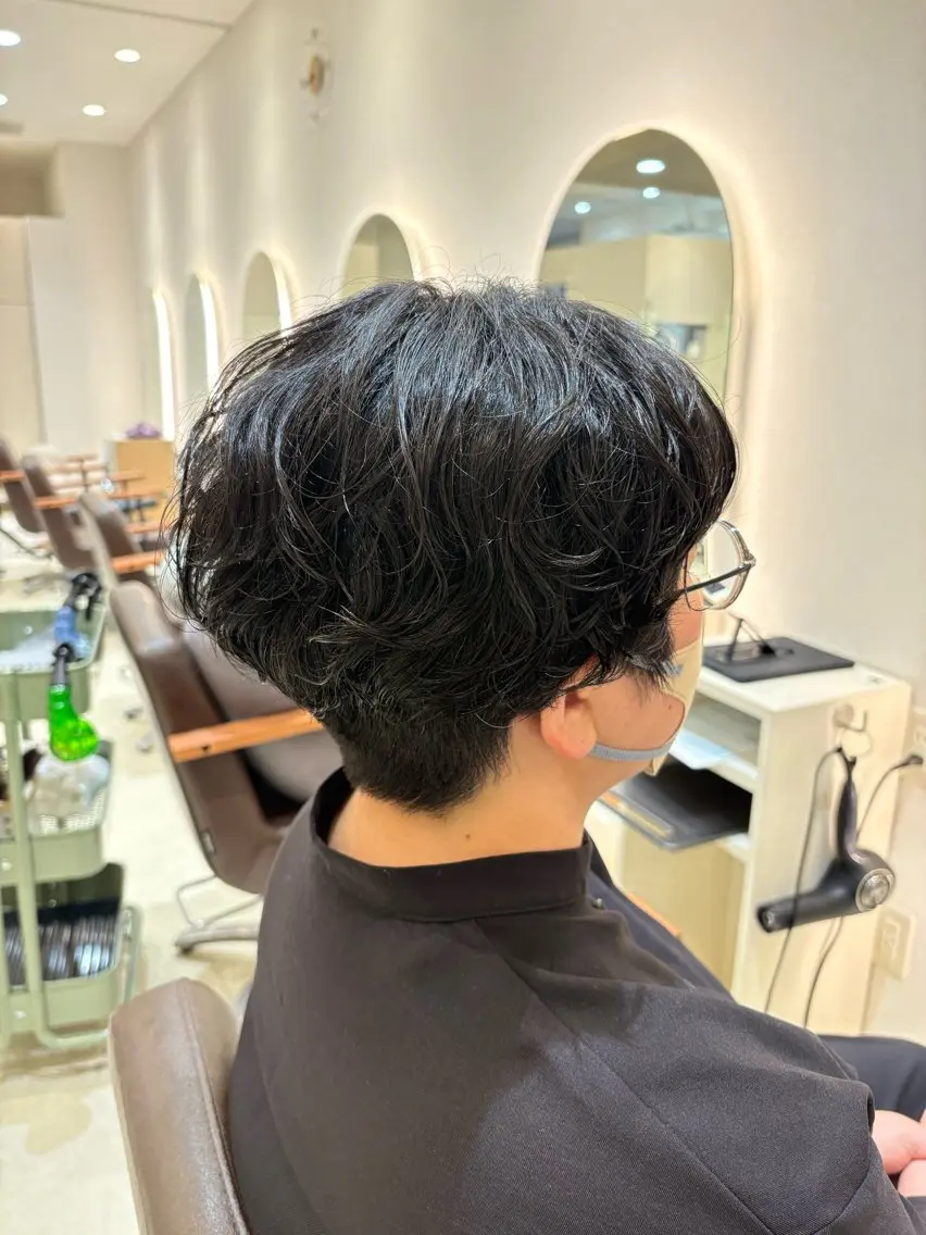 ショート パーマ ハンサムショート ショートヘア ゆうな VISAGE dioのヘアスタイル