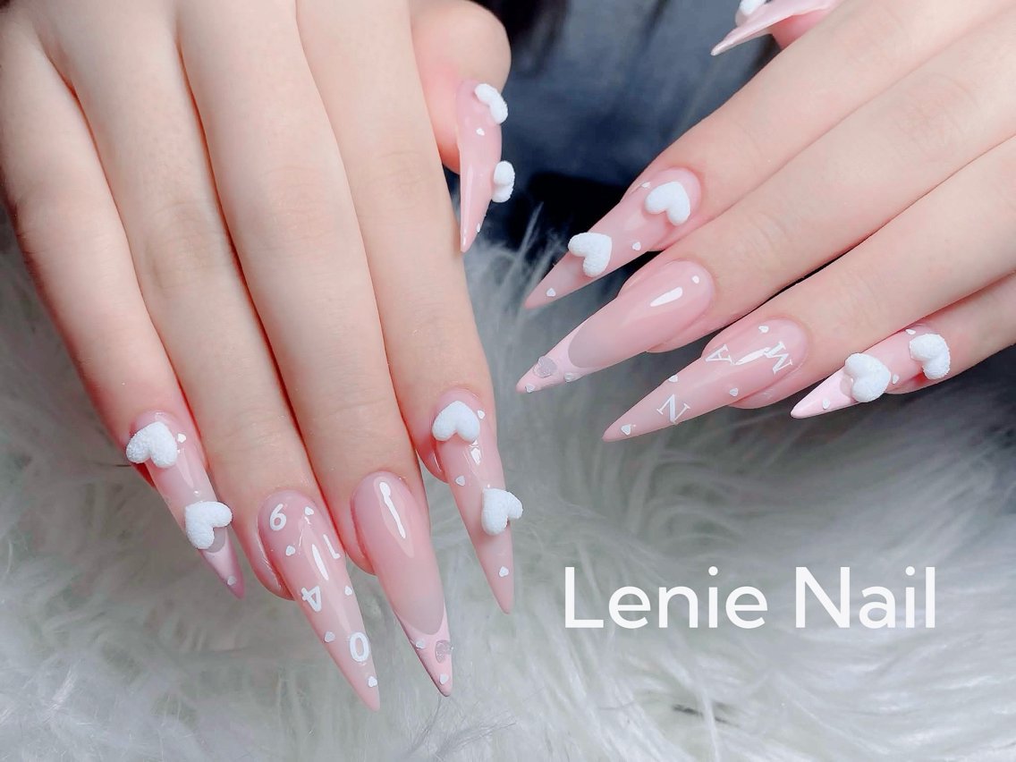 ネイル チークネイル 長さ出し フラッシュネイル フレンチネイル グラデーション ハンドネイル Lenie Nail Salonのネイルデザイン