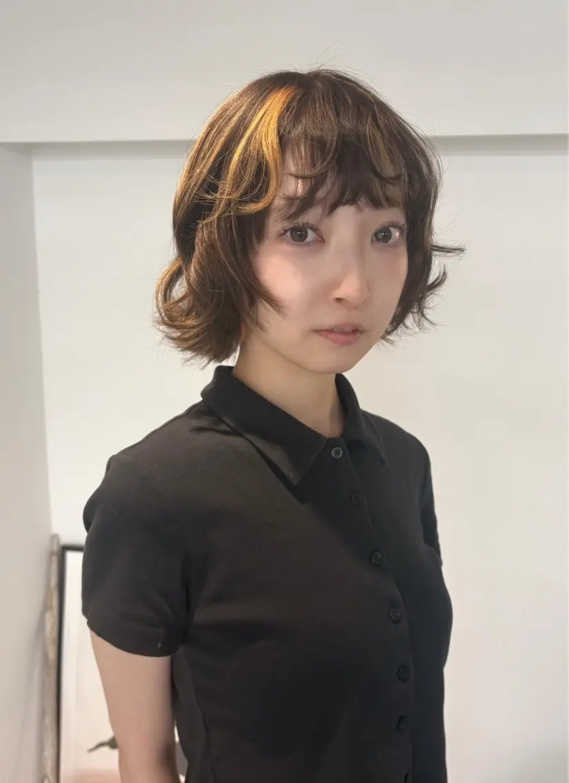 ショート カラー ブリーチ ヘアカラー 【sica】 チナのヘアスタイル