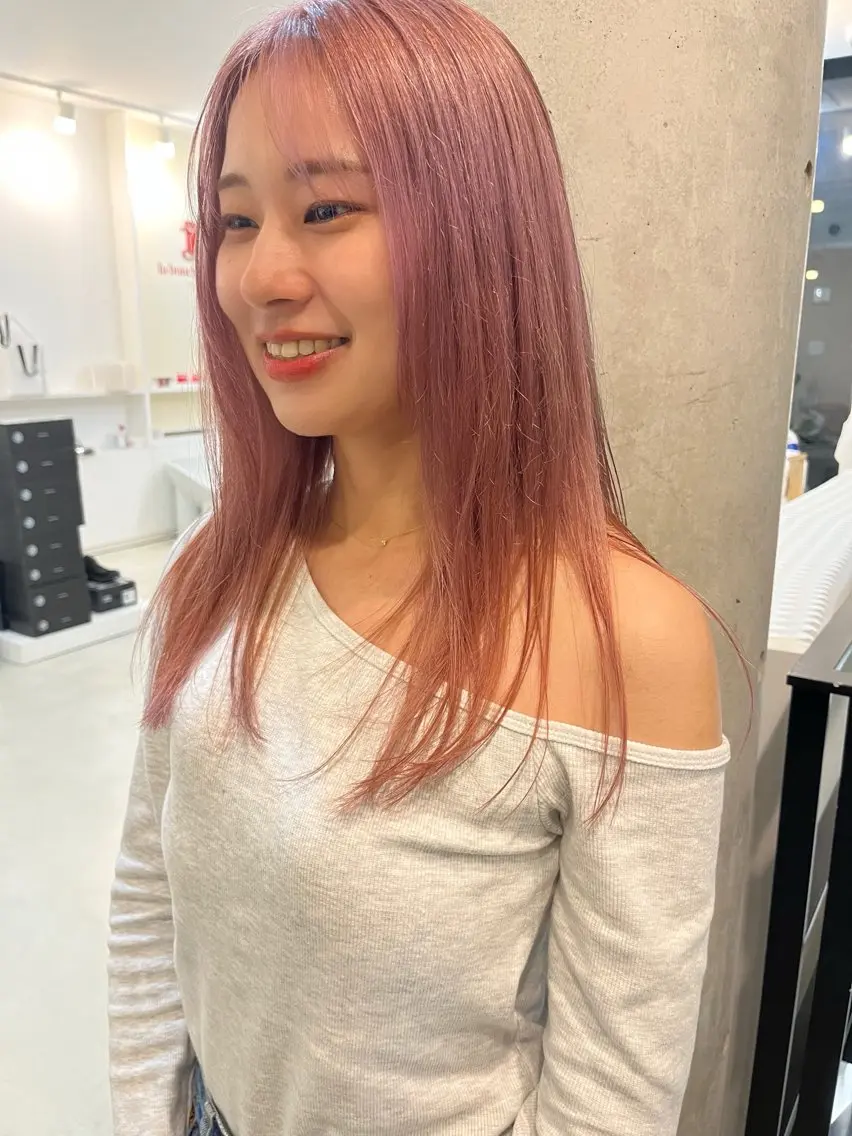 ロング カラー ブリーチ ピンクカラー ミヤギ リュウキのヘアスタイル