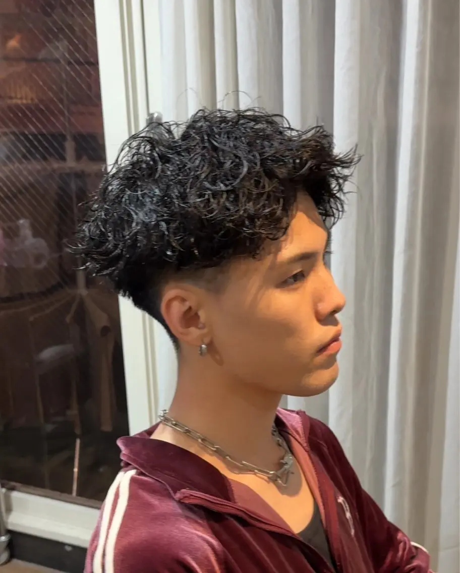 ショート カット パーマ 坂梨 健斗のヘアスタイル