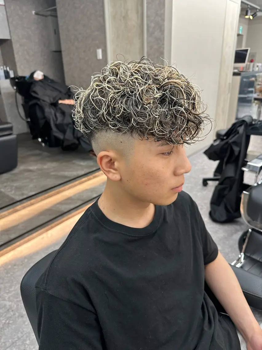 カラー パーマ メンズ 大宮/海外風パーマ 🇺🇸隼也🇪🇸のヘアスタイル