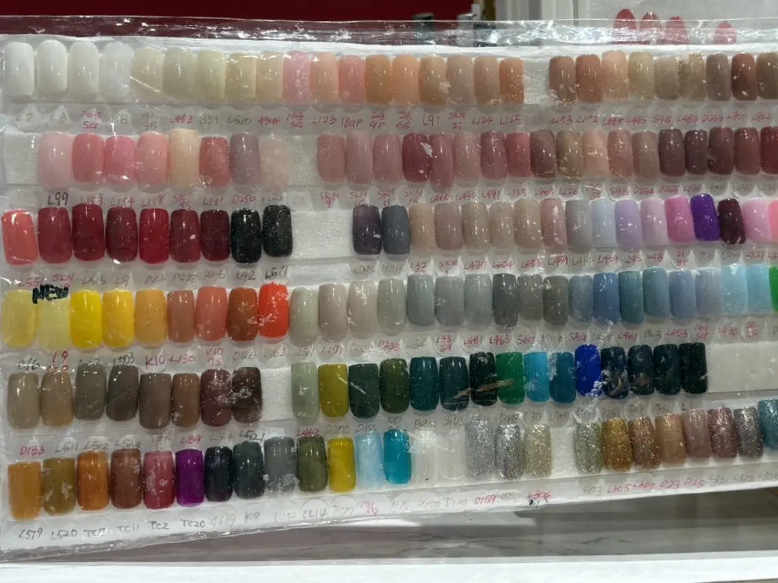 ネイル DionDion 六甲道店のネイルデザイン