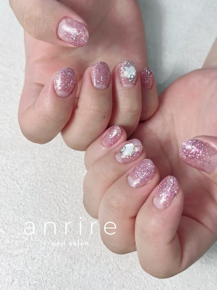 ネイル アートネイル フラッシュネイル ジェルネイル グラデーション キラキラネイル nailsalon anrireのネイルデザイン