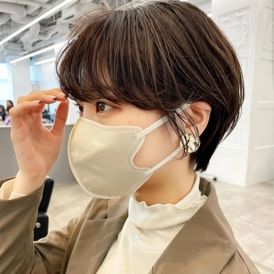 ショート カラー パーマ ショートヘア カット パーマ レイヤーカット/透 明感カラー/西田祐賀のヘアスタイル