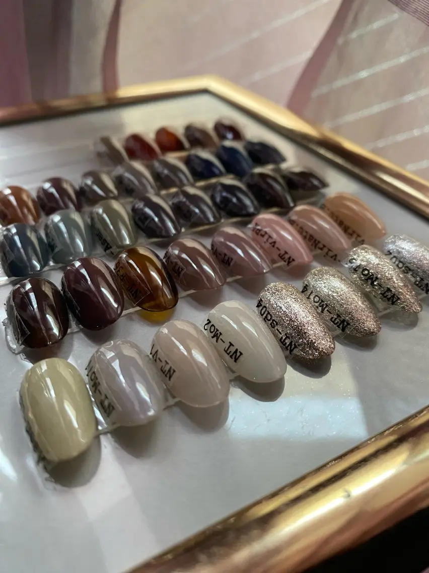 ネイル ハンドネイル 🌿Charme🌿 MAIのネイルデザイン