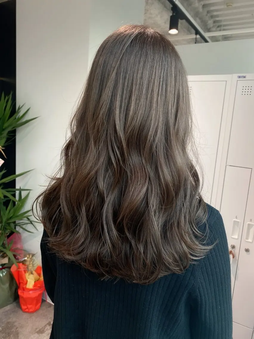 ミディアム カラー オリーブカラー ⭐︎ にぃ⭐︎のヘアスタイル