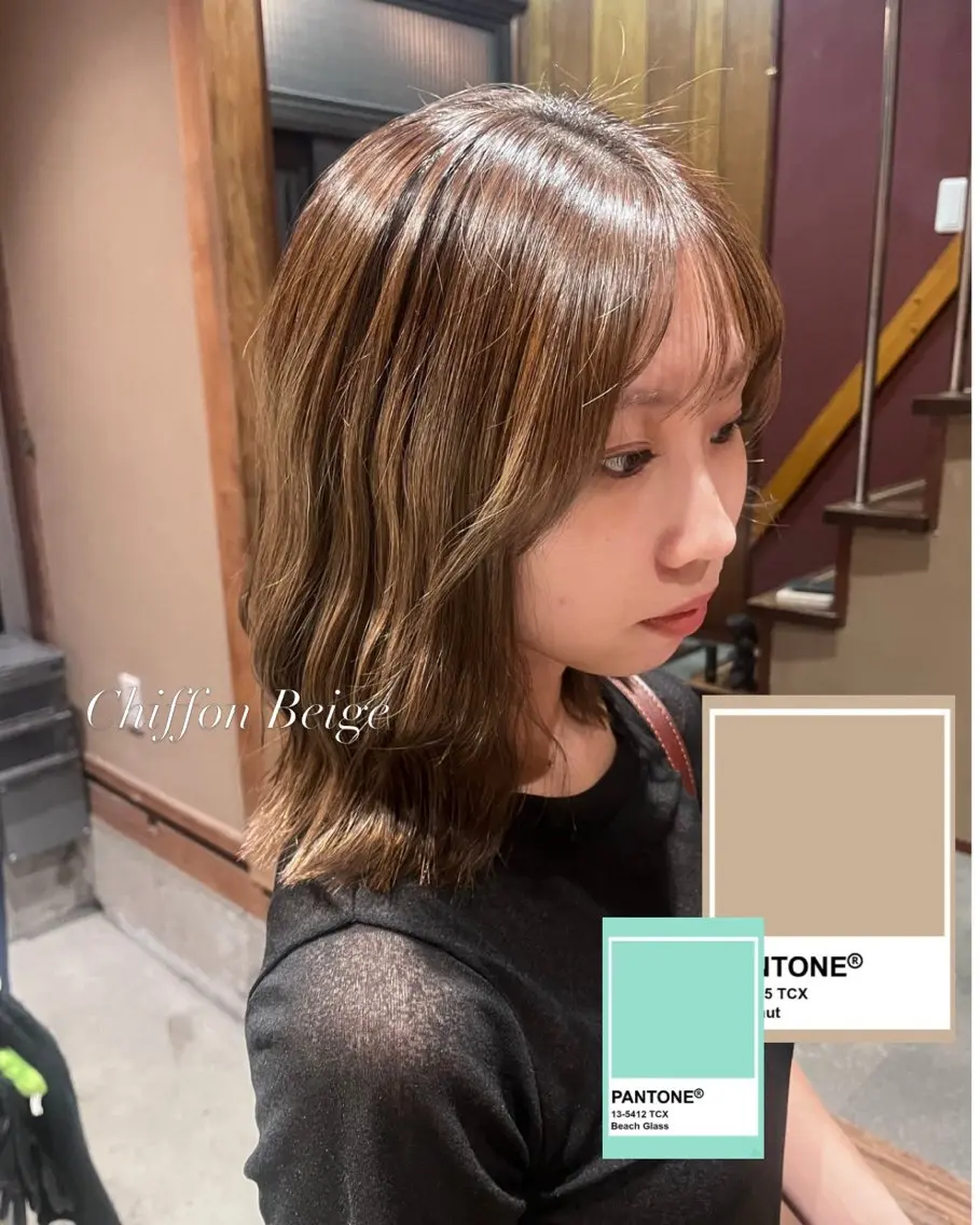 ミディアム カット ヘアカラー ミントカラー🌱上村 瑞紀のヘアスタイル