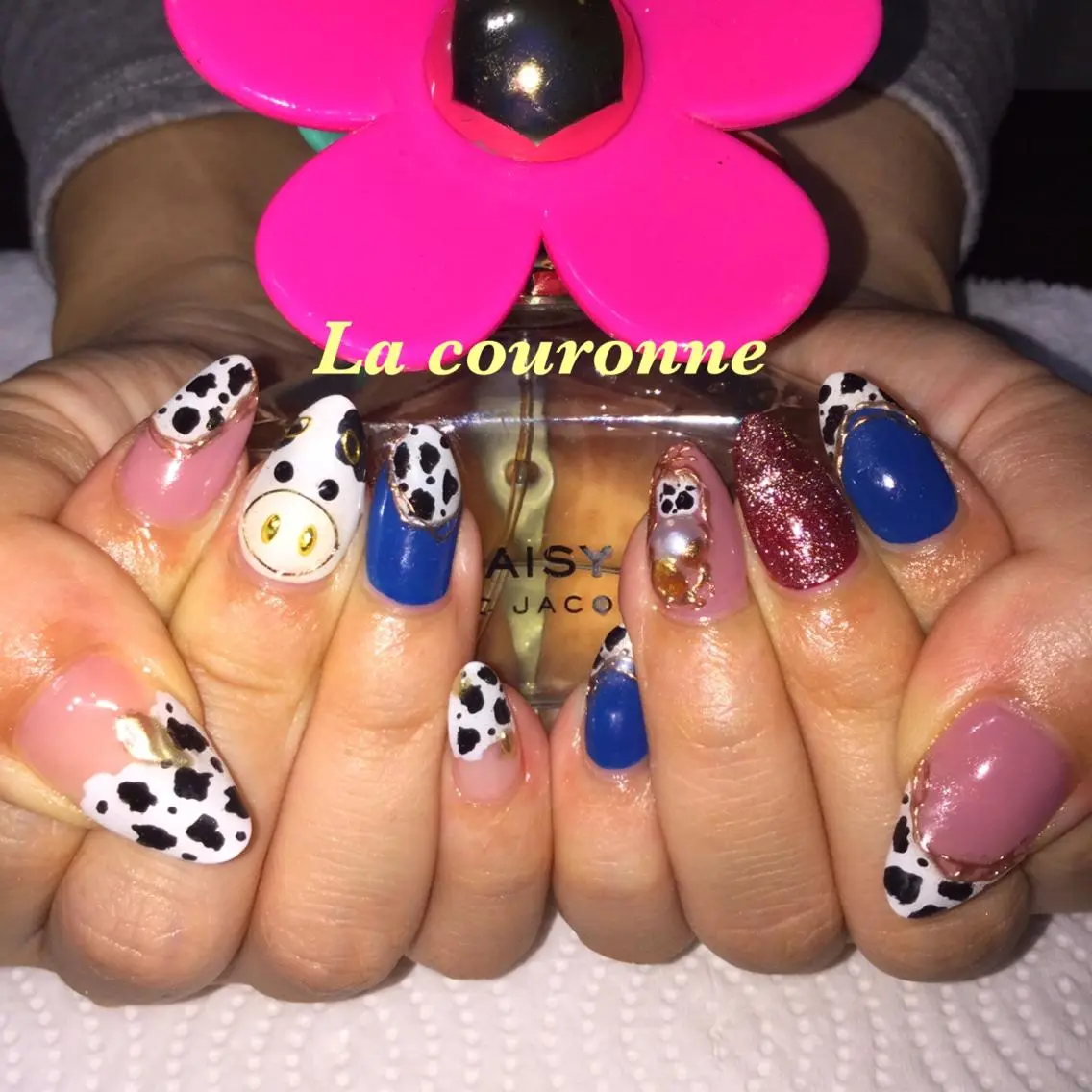 ネイル 持ち込み ハンドネイル Lacouronne NATSUMIのネイルデザイン