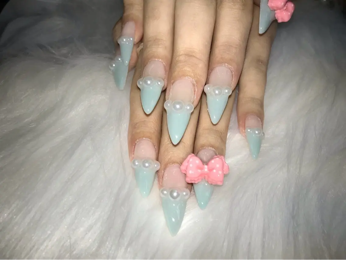 ネイル ハンドネイル heaven_ carenのネイルデザイン