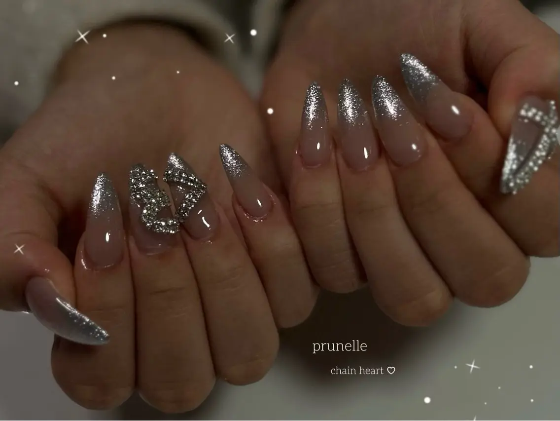 ❣️ミニモ限定価格❣️グラデーションネイル💅オフ無料✨の写真